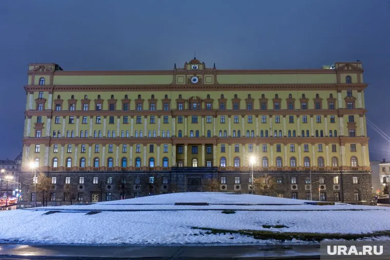 Вместо "теплых" мест в Москве, участникам заезда придется уехать на службу в неблизкие к Лубянке гарнизоны