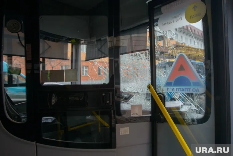 Автобус попал в смертельную аварию пока ехал из Перми в Казань