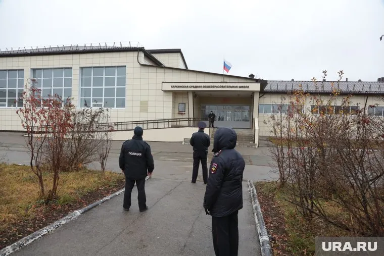 Ученика Сарсинской школы отправили в специализированное медучреждение