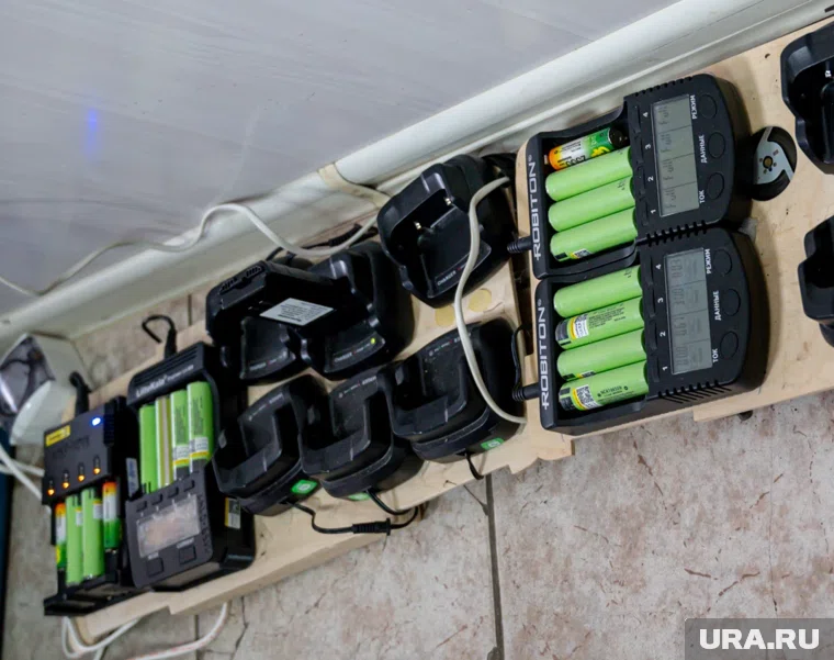 Аккумулятор моноколеса взорвался у пассажирки при досмотре ручной клади в Домодедово, сообщает SHOT