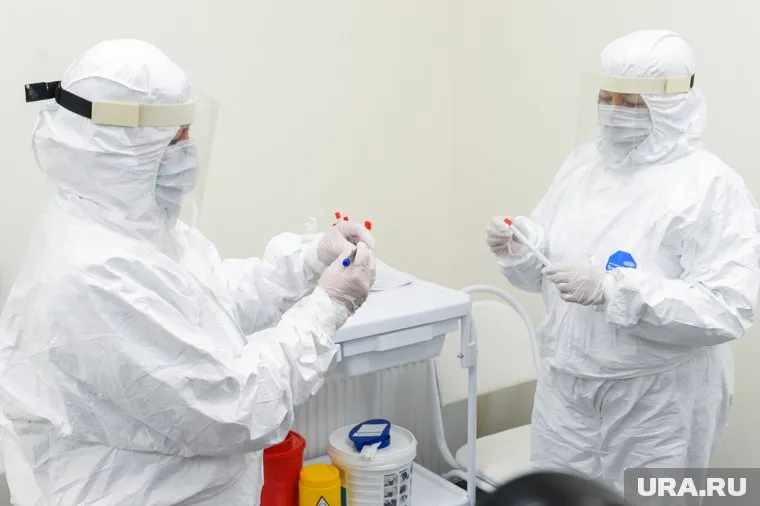 Специалисты будут помогать своим коллегам бороться с COVID (архивное фото)