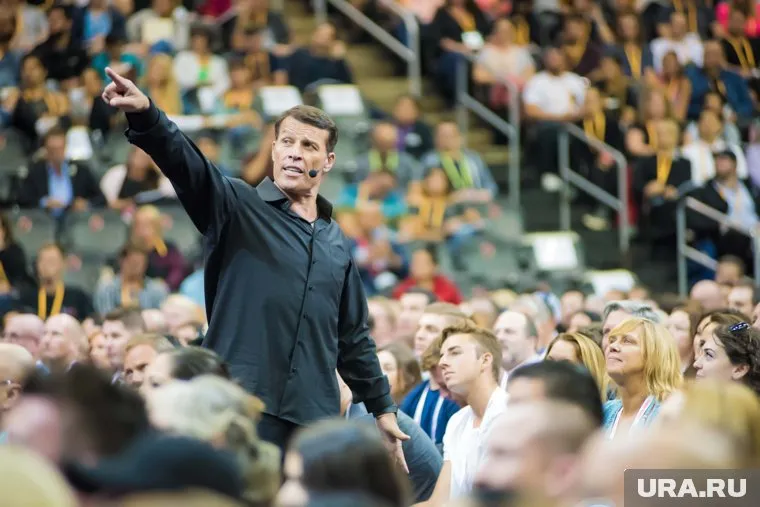 Тони Роббинс еще ни разу не выступал в России