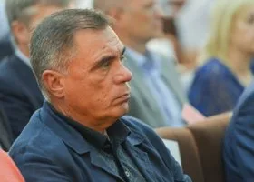 С арестованного челябинского депутата взыскали 140 млн рублей за отель в бору