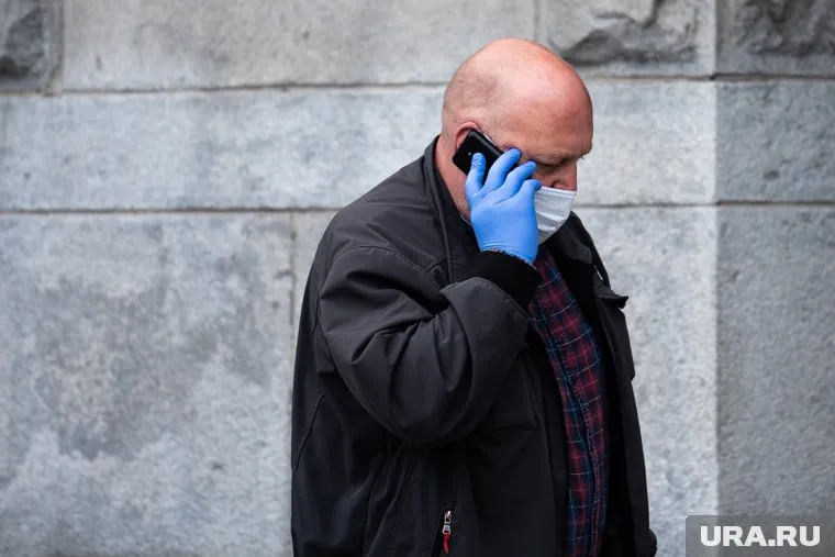 Врачи-пенсионеры будут консультировать горожан по телефону