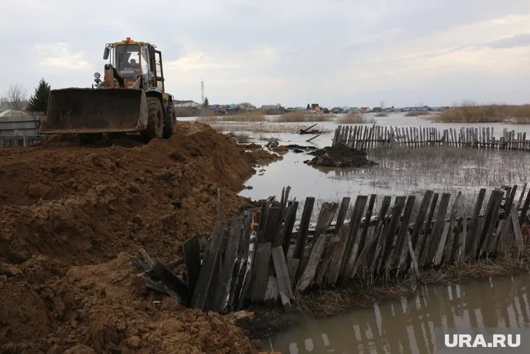 О подготовке к паводку губернатору Моору доложил глава Абатского района