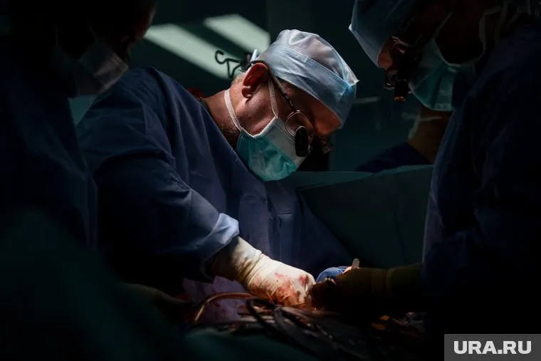 Курганский суд потребовал ликвидировать скандальную клинику пластической хирургии (архивное фото)