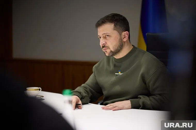 Владимир Зеленский намерен совершить перестановки в правительстве Украины