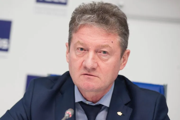 Пресс-конференция руководителей хоккейного клуба "Автомобилист". Екатеринбург, козицын андрей