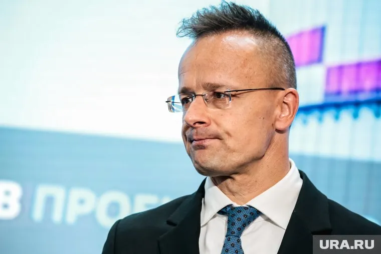 Петер Сийярто заявил, что ответственность за прекращение огня лежит на Украине