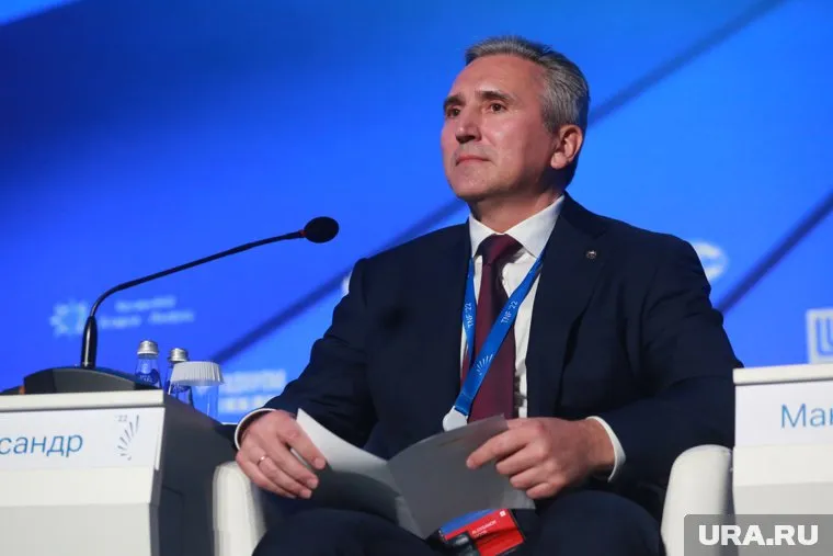Александр Моор отчитался о росте промышленного производства в регионе