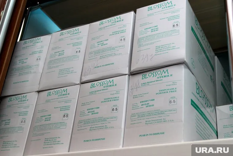 Добровольцы из ХМАО доставили медикаменты в больницу Мариуполя