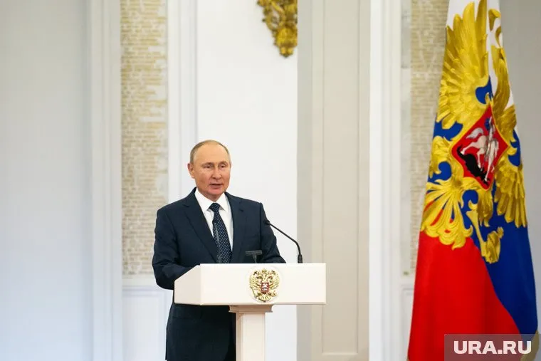 Дмитрий Песков заявил, что президент в России может быть только один