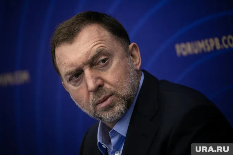 Долю Олега Дерипаски намерены выкупить через русский «Райффайзенбанк», пишет Bild