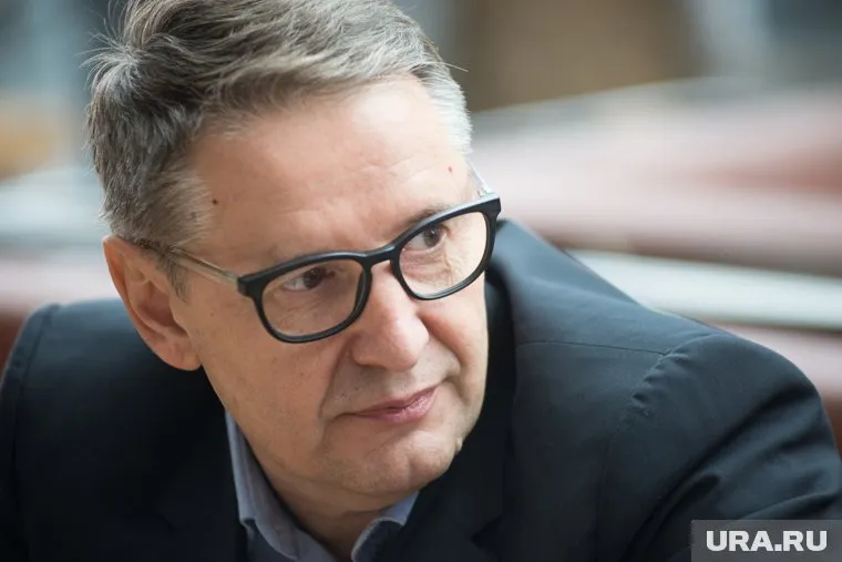 Олег Ананьев предположил, что его не пустили из-за политики заведений, которой он не соответствовал