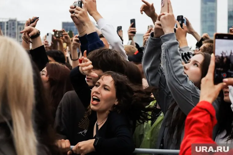 «Смешарики» раскачали фанатов, исполнив свои драйвовые хиты