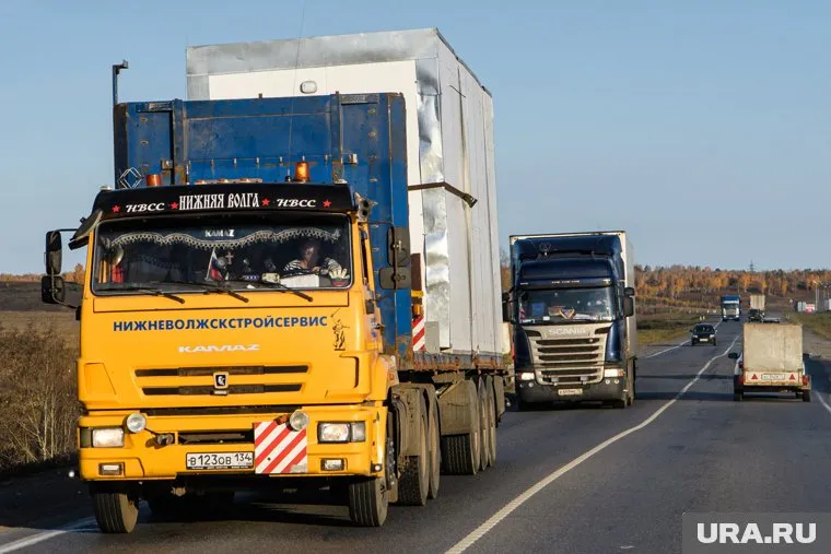 Для коммерческого транспорта выгодно использование топливных карт