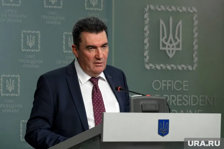 Алексей Данилов обвинил РФ в антиправительственных настроениях на Украине