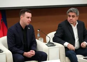 «Новые люди»: врачам и учителям нужно платить не меньше 75 тысяч