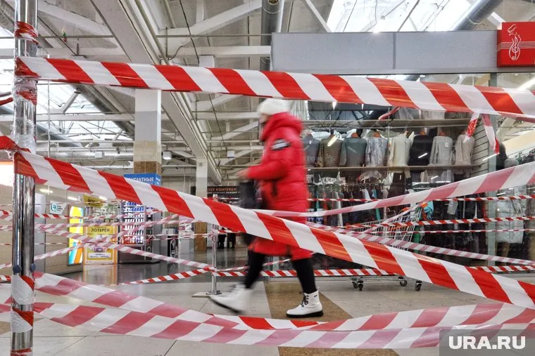 В Кургане вход в ТЦ был только по QR-кодам