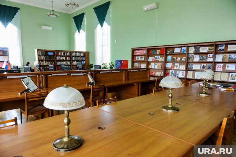 Книги про Беларусь — подарок пермской библиотеке