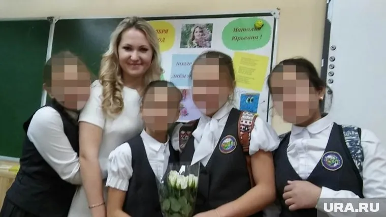 Скандальный портал заподозрил учительницу в оказании интим-услуг