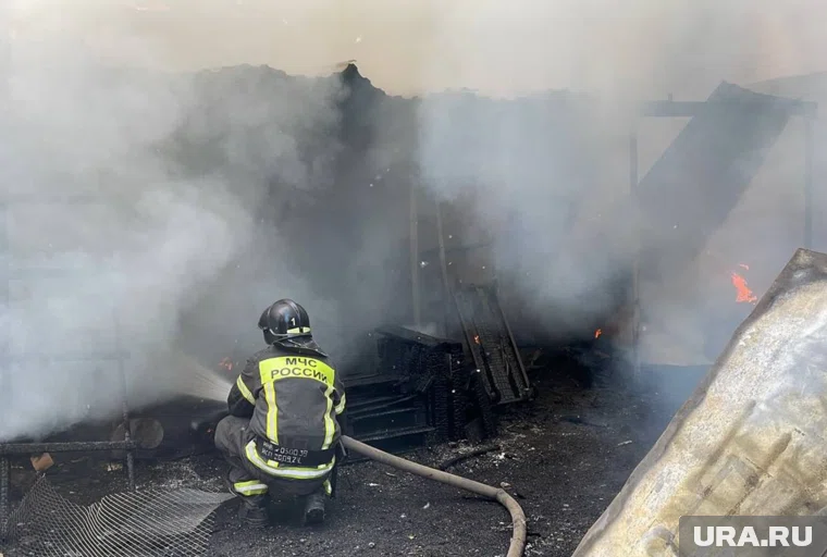 В Челябинске предотвратили крупный пожар в многоэтажном доме на проспекте Победы