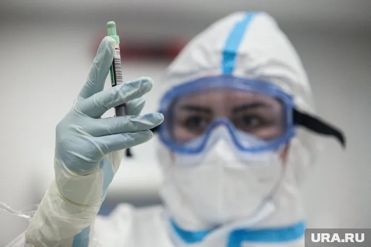 На борьбу с пандемией свердловские власти отложили 3 млрд рублей