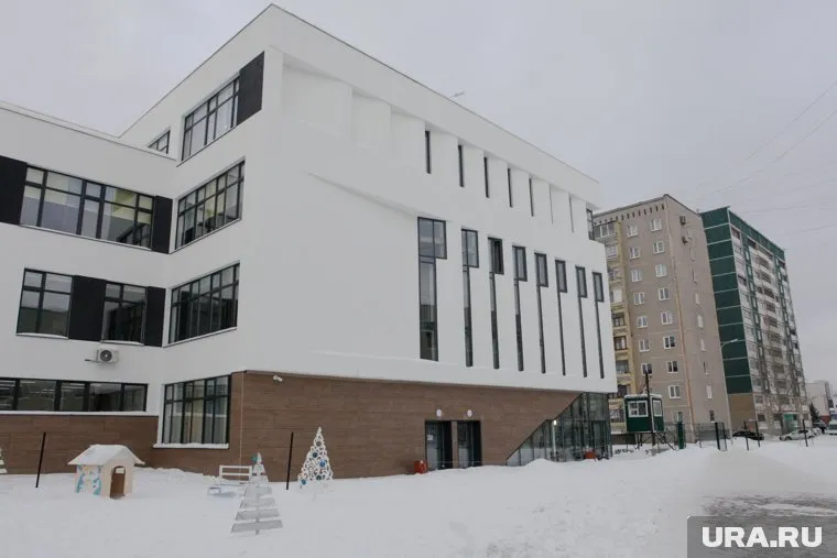 В ХМАО отменили занятия у школьников первой смены