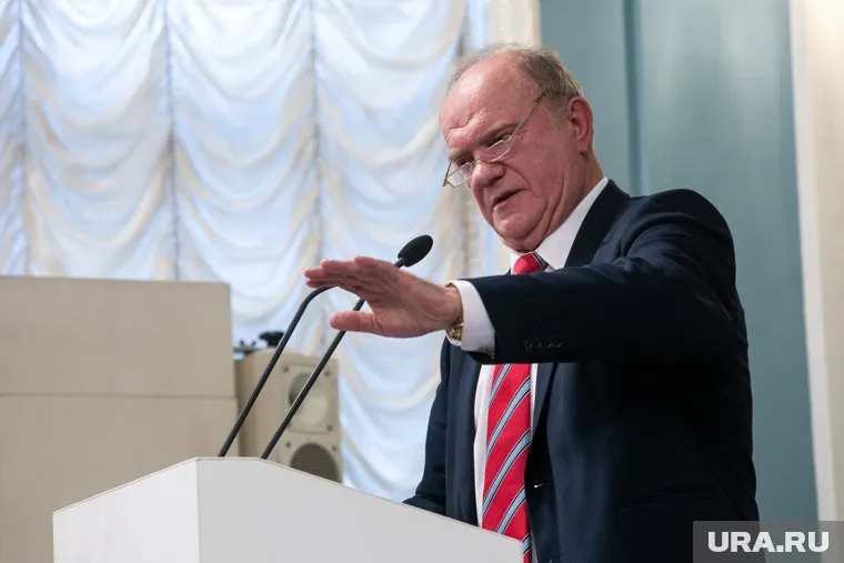 По мнению лидера КПРФ, истоки агрессивной политики Украины берут начало с распада СССР