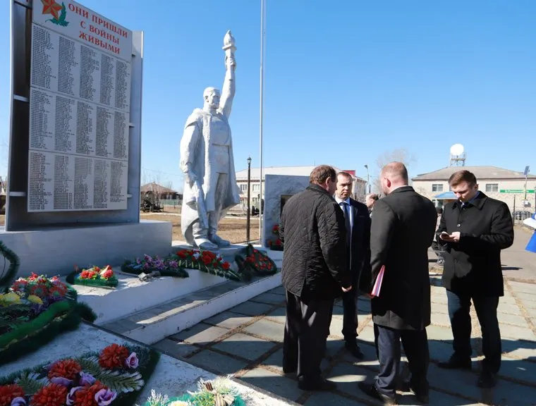 Шум шатрово необр