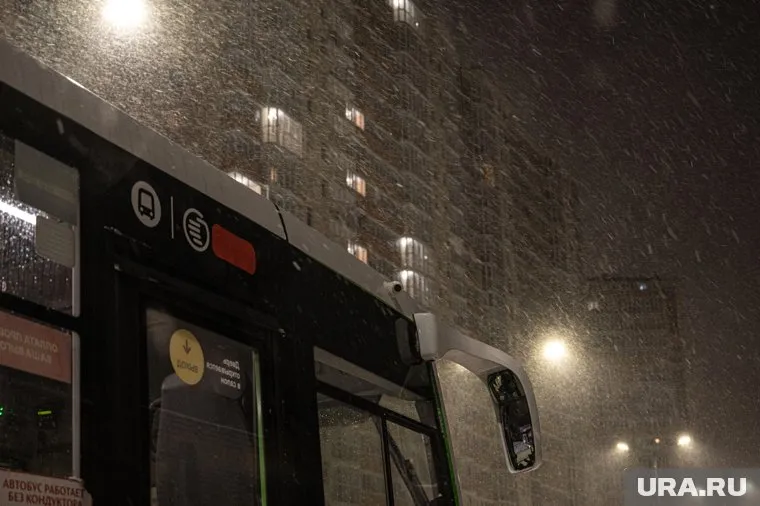 Теплая погода и снегопады придут в регион