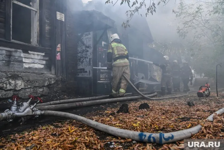 В Тазовском отремонтируют дом, пострадавший от пожара