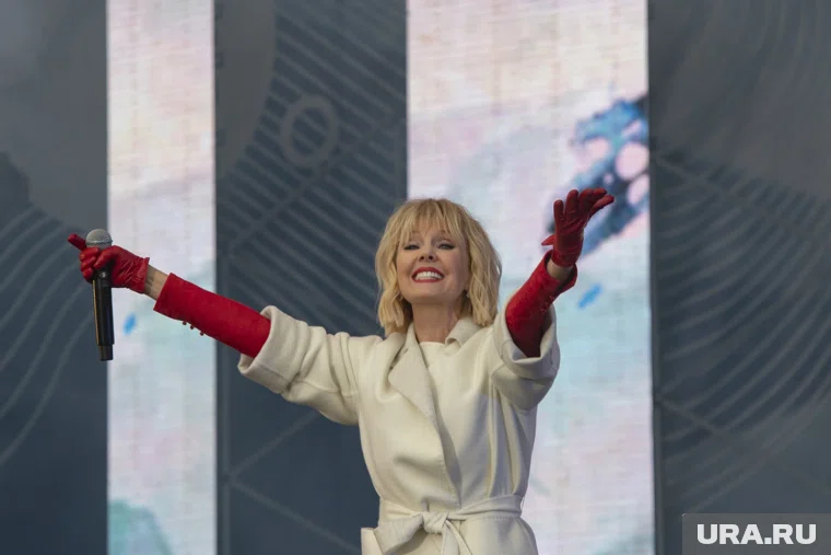 Валерия поздравила югорчан с наступающим 95-летием ХМАО