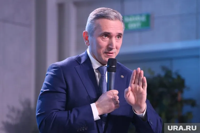 Александр Моор принимает тюменцев раз в месяц, по понедельникам