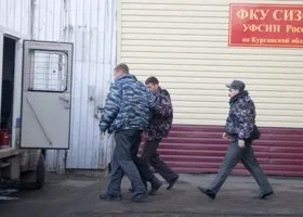 Челябинского депутата, убившего жену на глазах у детей, вывезли из региона