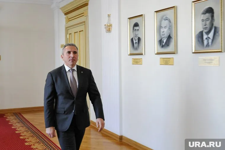 Александр Моор ответил на вопросы тюменцев