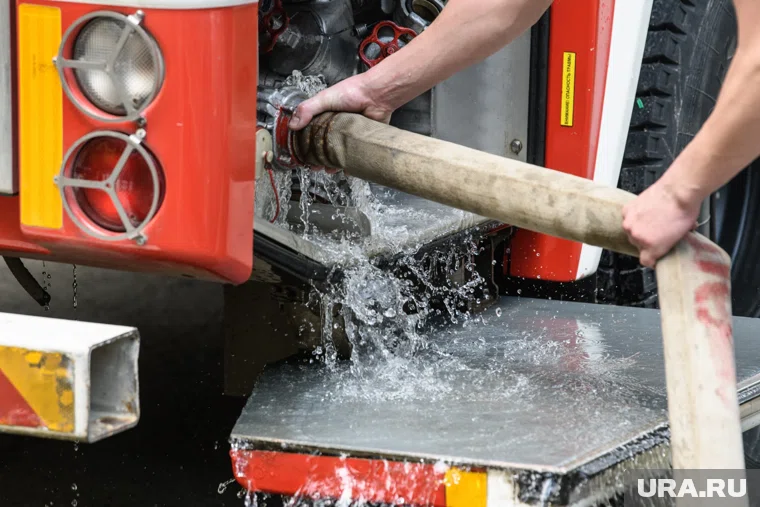 Пожар произошел в ларьке по ремонту обуви в Советском районе Челябинска