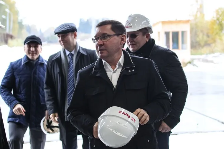 Визит губернатора Тюменской области Владимира Якушева на завод "Тюменьремдормаш". Тюмень, якушев владимир