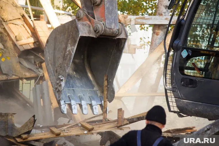 Работы по демонтажу самостроев городские службы закончат к утру 29 августа