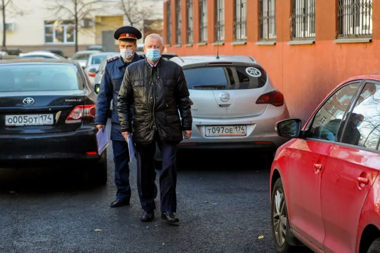 Суд по делу Евгения Тефтелева о взятках. Челябинск