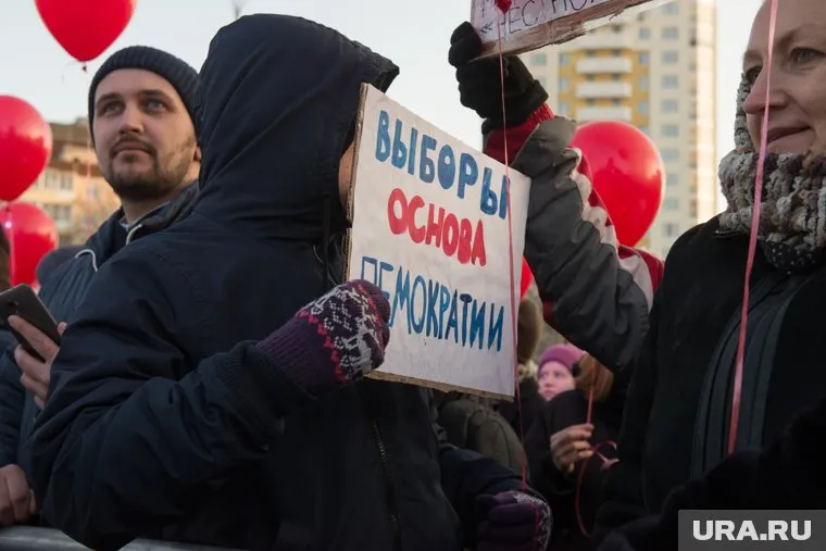 Политическая борьба развернется после новогодних праздников