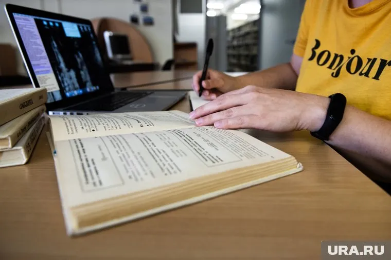 Курганский преподаватель была на удаленке, а ей засчитали прогулы