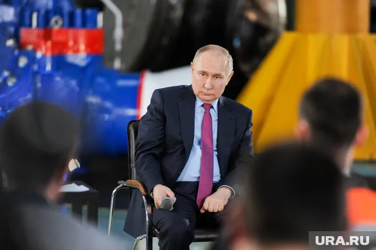 Будущее Миасса Владимир Путин еще в феврале, встретившись с молодыми челябинскими рабочими и студентами