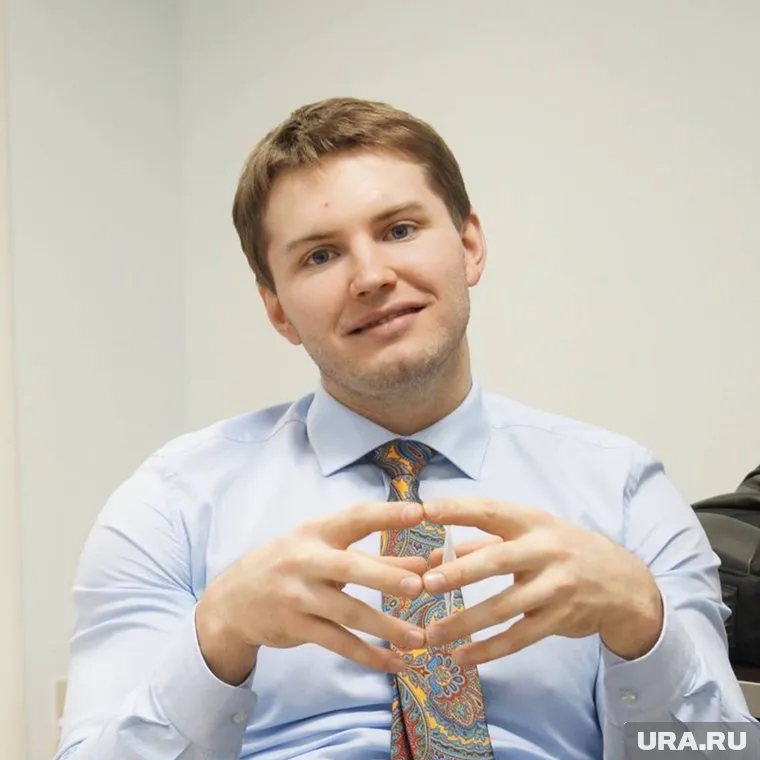 Александр Устинов — самый популярный из компании, которую, возможно, задержали