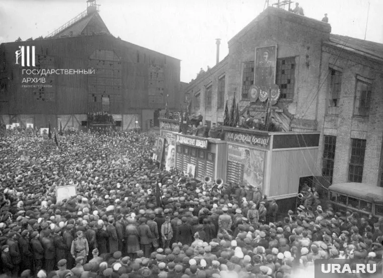 Митинг в честь Дня Победы в Перми