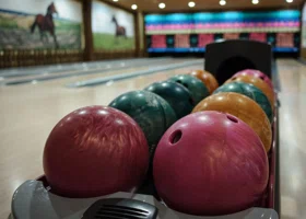 В Челябинске владелец популярной рюмочной и пивного бара открывает боулинг