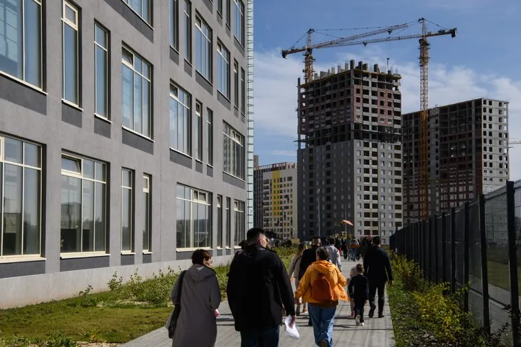 День знаний в школе № 133 Академическогор района. Екатеринбург