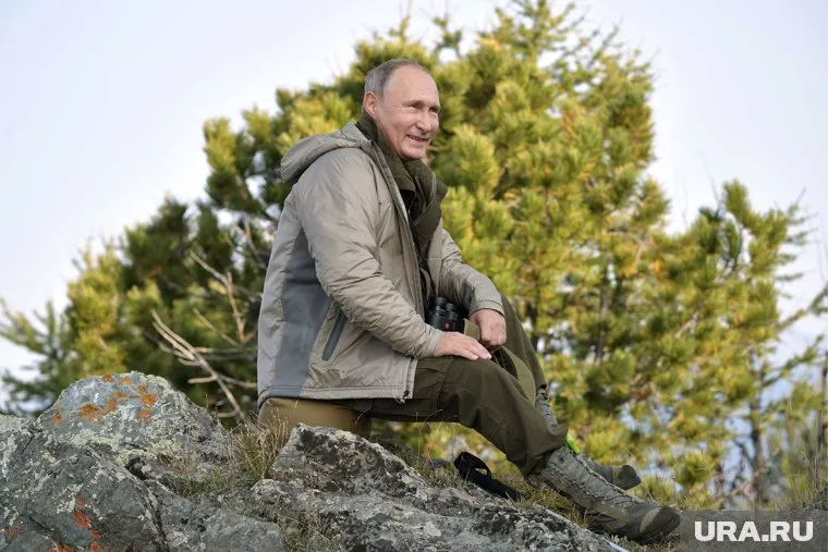 Одним из увлечений Путина являлась рыбалка