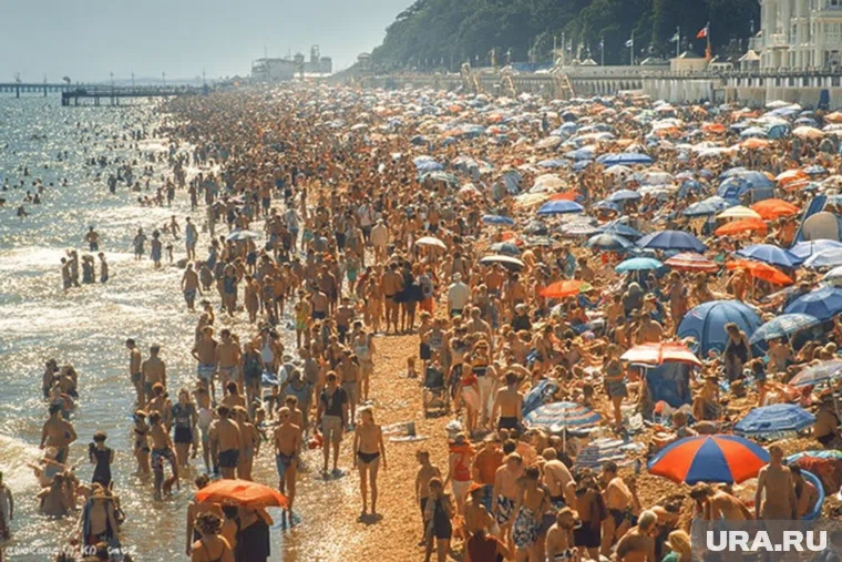 Конфликт разгорелся на пляже, когда российская туристка сделала бельгийцу замечание