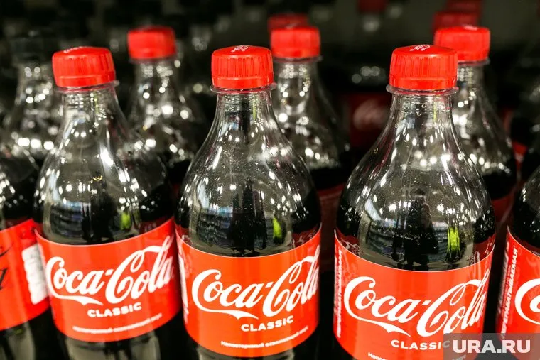 В стране распродают остатки запасов Coca-Cola